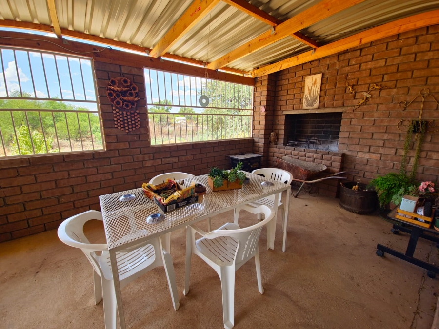 2 Bedroom Property for Sale in Klippunt Northern Cape